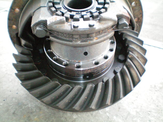 VOLVO  A40  11035824 - GRUPO DIFERENCIAL TRASERO - Imagen 5