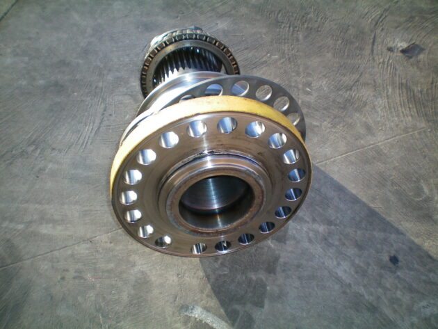 VOLVO   A40  11035871 - MANGÓN DEL EJE INTERMEDIARIO - Imagen 2