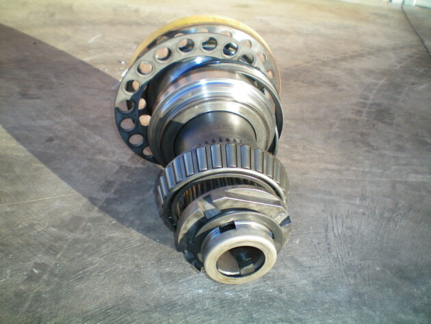 VOLVO   A40  11035871 - MANGÓN DEL EJE INTERMEDIARIO - Imagen 4
