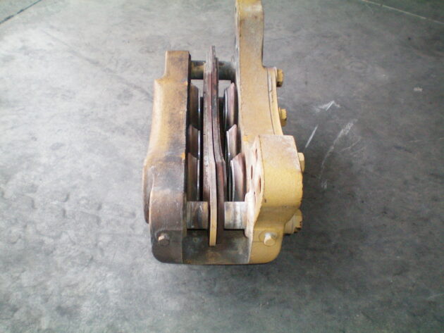 CATERPILLAR   771D  125-1384 - PINZA DE FRENO - Imagen 4
