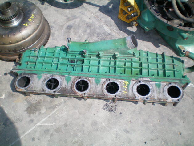 VOLVO   A40  11031888 - CARCASA ENVOLVENTE MOTOR - Imagen 4