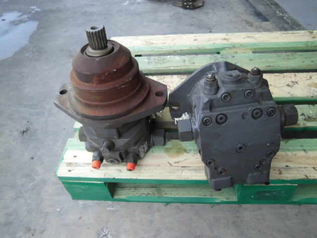 VOLVO   EC340  14342058 - MOTOR DE TRANSLACIÓN - Imagen 2