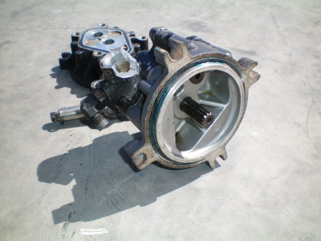 VOLVO  EC360BLC - SA8230-08830 - PILOT PUMP BODIES - Image 2