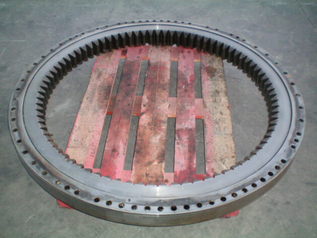VOLVO   EC390  14267695 - CORONA DE GIRO