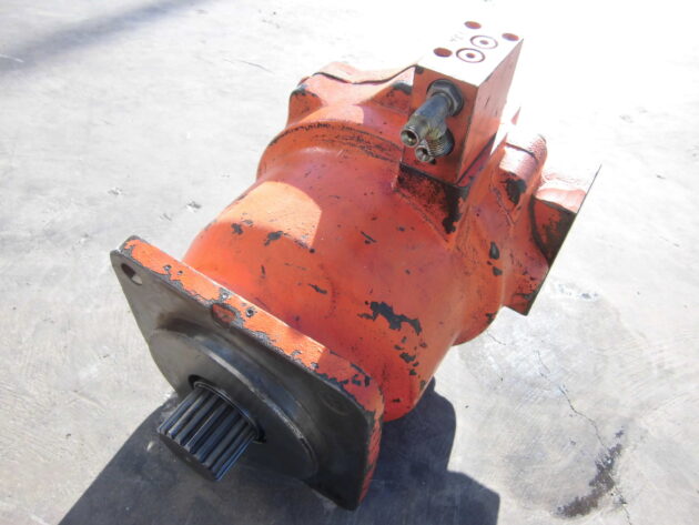 DAEWOO   SOLAR 420LCV  2401-9309A - MOTOR DE GIRO - Imagen 4