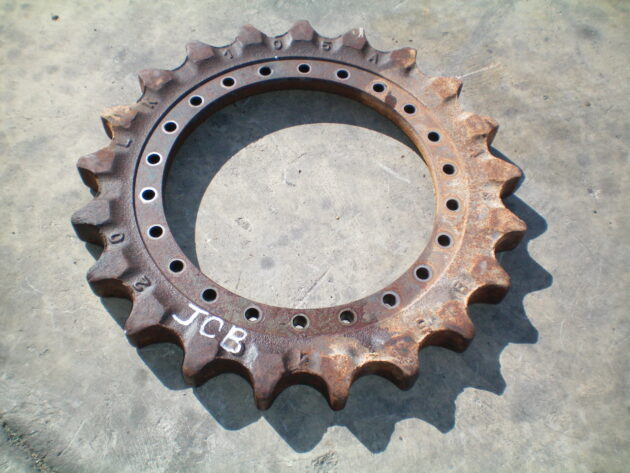 JCB  JS 240 -  - SPROCKET - Image 3