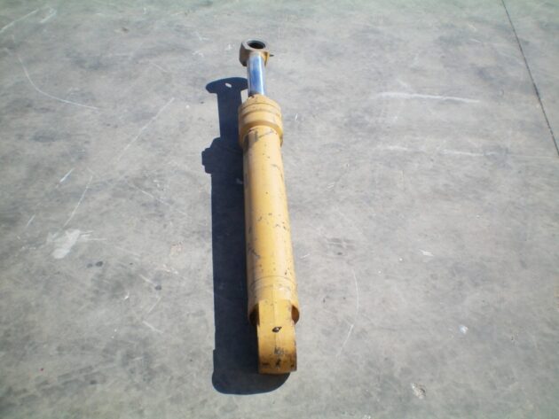 FIAT-HITACHI   FH150W  71400587 - BOTELLA HIDRAULICA PLUMA PARTIDA - Imagen 2