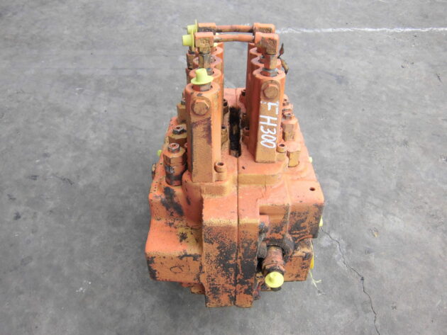 FIAT-HITACHI   FH3003   - DISTRIBUIDOR PRINCIPAL - Imagen 5