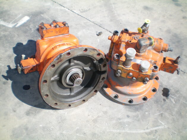 FIAT-HITACHI   FH400LCH   - MOTOR DE GIRO