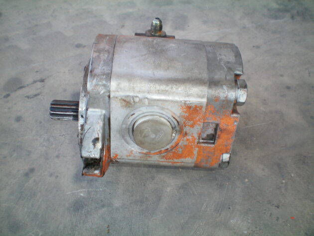FIAT-HITACHI   FH400LCH   - BOMBA DE PILOTAJE - Imagen 3