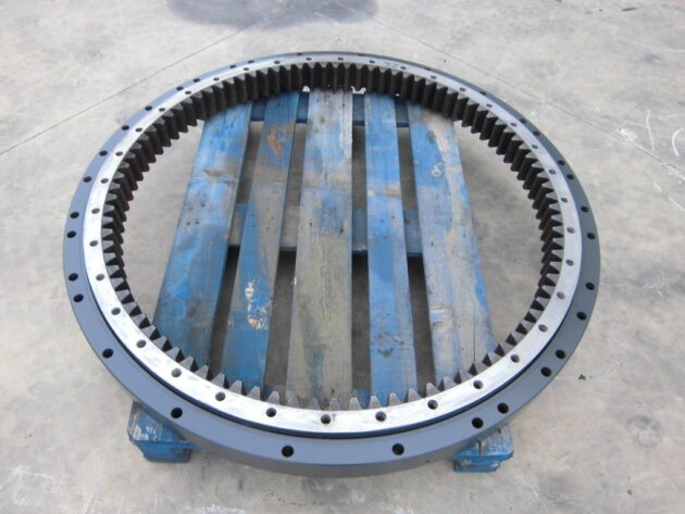 VOLVO   EW170  1155-00061 - CORONA DE GIRO
