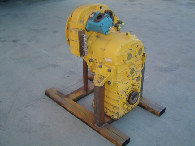 VOLVO  L50  30824 - SERVOTRANSMISIÓN - Imagen 2