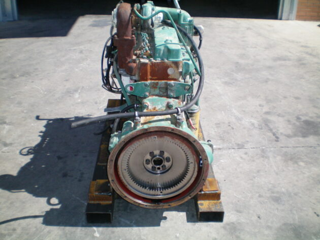 VOLVO  L70C  15003904 - MOTOR TÉRMICO TD61GD SIN PARTE ELÉCTRICA - Imagen 4