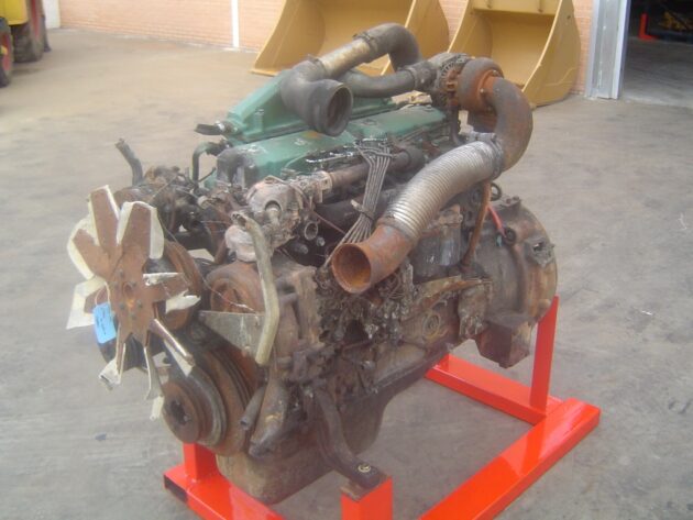 VOLVO  L70C  15003907 - MOTOR TÉRMICO TD63KDE - Imagen 2