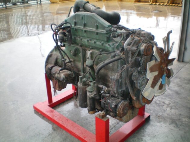 VOLVO  L70C  15003907 - MOTOR TÉRMICO TD63KDE - Imagen 4
