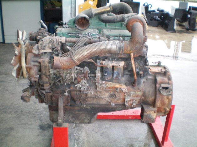 VOLVO  L70C  15003907 - MOTOR TÉRMICO TD63KDE - Imagen 7