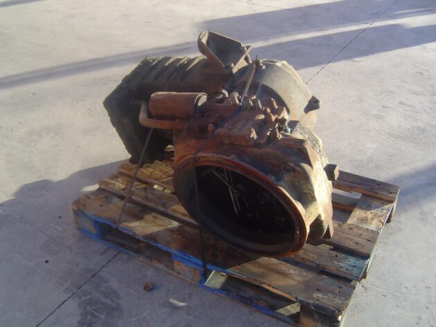 VOLVO  L70C  VOE30872 - SERVOTRANSMISIÓN - Imagen 4