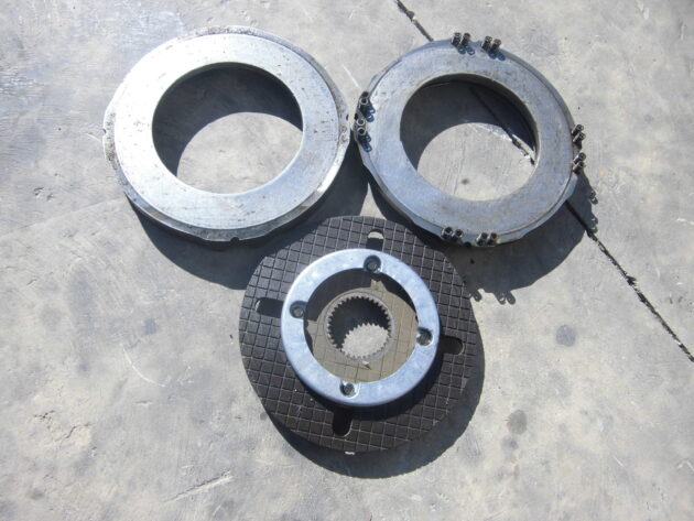 VOLVO   L70D  11103424 - PLATO, PISTÓN Y DISCO DE FRENO TRASERO