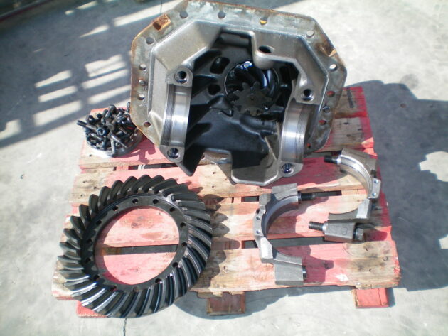 VOLVO  L90C  11035578 - GRUPO DELANTERO - Imagen 2