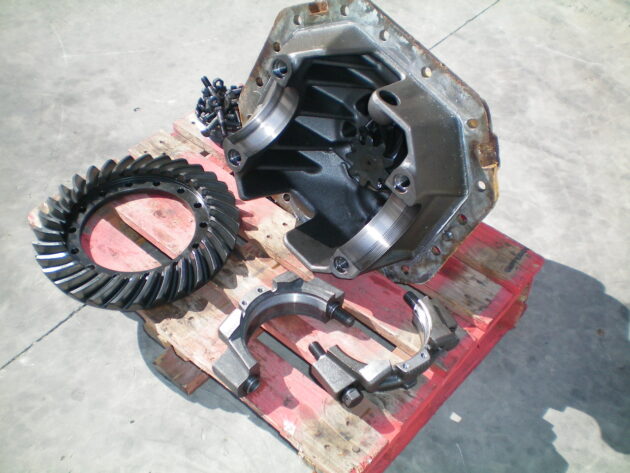 VOLVO  L90C  11035578 - GRUPO DELANTERO - Imagen 3