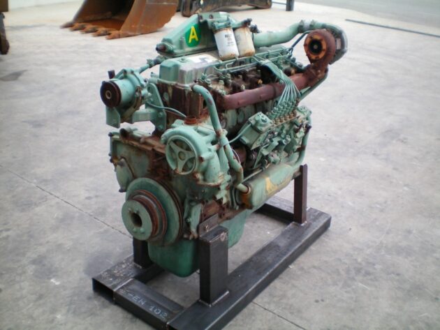 VOLVO  L90C  15003910 - MOTOR TÉRMICO TD63KBE SIN PARTE ELÉCTRICA - Imagen 7