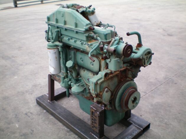 VOLVO  L90C  15003910 - MOTOR TÉRMICO TD63KBE SIN PARTE ELÉCTRICA
