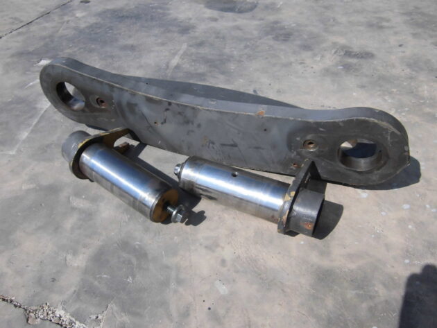 VOLVO   L90E  11020741 - BIELAS PARALELAS - Imagen 3
