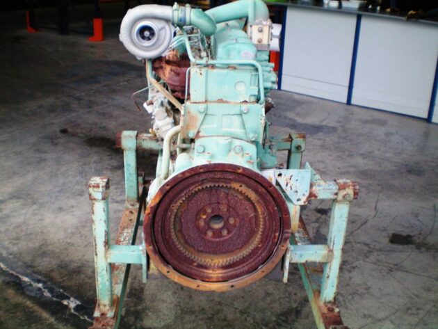VOLVO  L120  15003916 - MOTOR TÉRMICO TD71G SIN PARTE ELÉCTRICA - Imagen 6