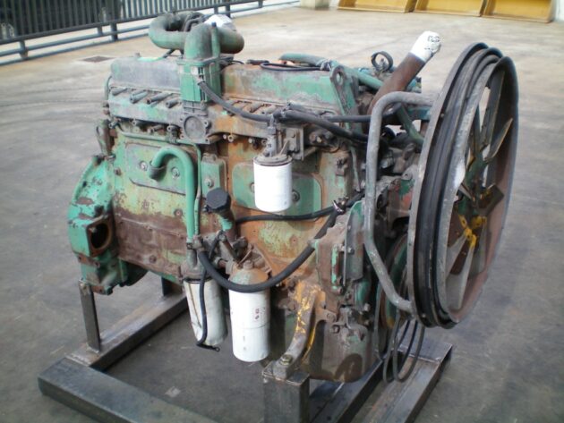 VOLVO  L120B  15003916 - MOTOR TÉRMICO TD71G SIN PARTE ELÉCTRICA