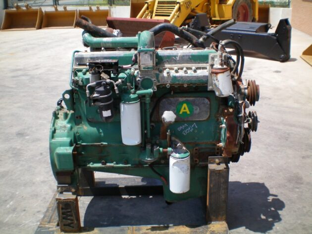 VOLVO  L120B  15003916 - MOTOR TÉRMICO TD71G CON ALTERNADOR - Imagen 2