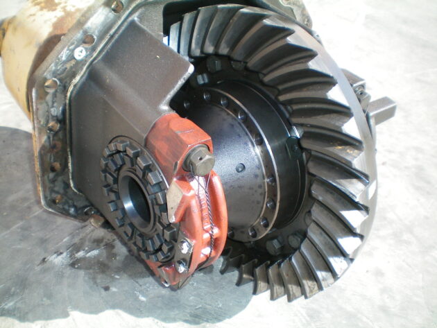 VOLVO  L150C  11035890 - GRUPO DIFERENCIAL DELANTERO - Imagen 3