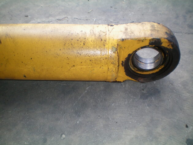 VOLVO   L330C  11107381 - BOTELLA DE DIRECCIÓN - Imagen 2