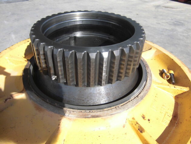 VOLVO   L330C  11703500 - BUJE DELANTERO