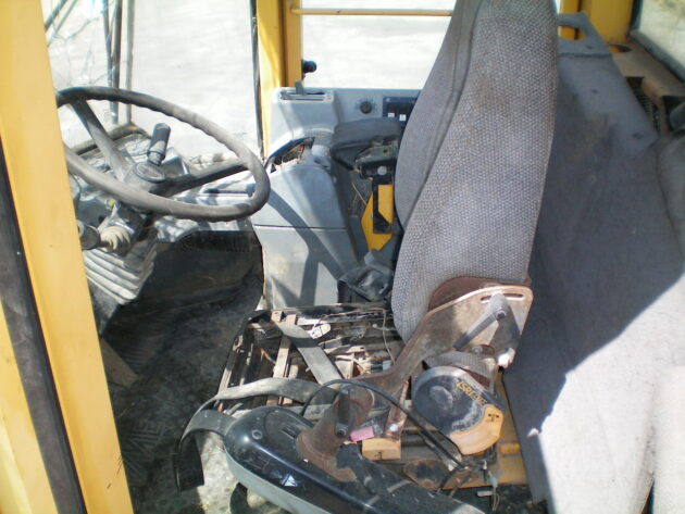 VOLVO  L330C  VOE31705 - CABINA - Imagen 8