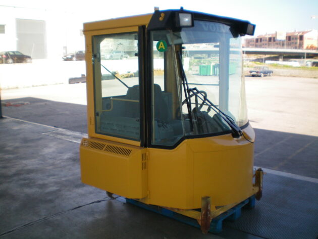 VOLVO  L330C  VOE31705 - CABINA - Imagen 2
