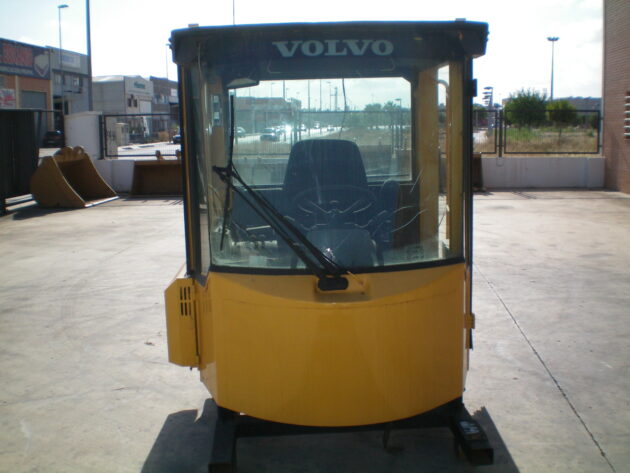 VOLVO   L330C  VOE31705 - CABINA
