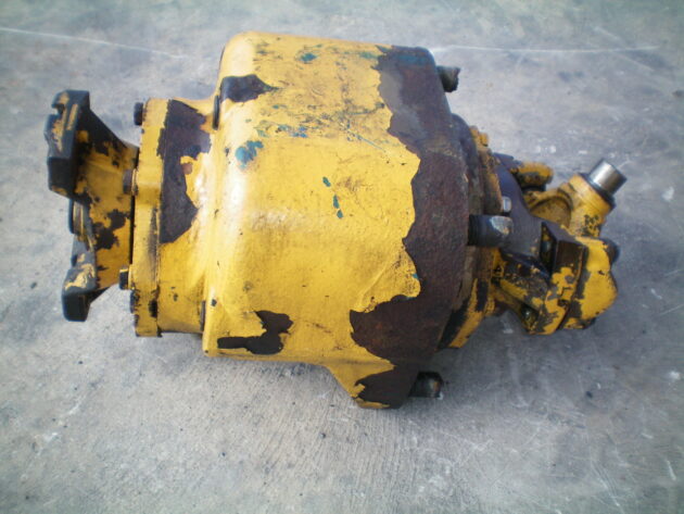 VOLVO   L330C  12610183 - NUDO DE TRANSMISIONES - Imagen 4