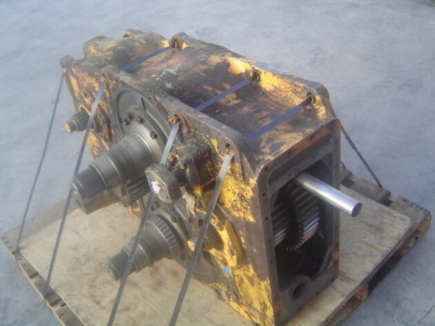 VOLVO  L330C  11046901 (*) - SERVOTRANSMISIÓN - Imagen 7
