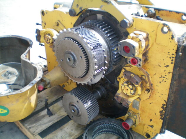 VOLVO  L330C  11046901 (*) - SERVOTRANSMISIÓN - Imagen 7