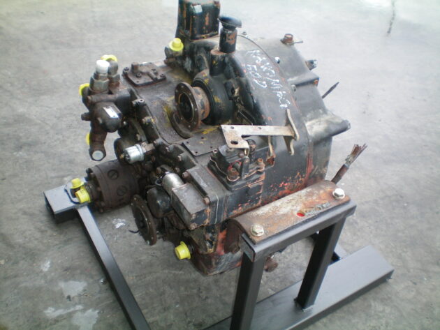 HANOMAG  55D   - SERVOTRANSMISIÓN - Imagen 4