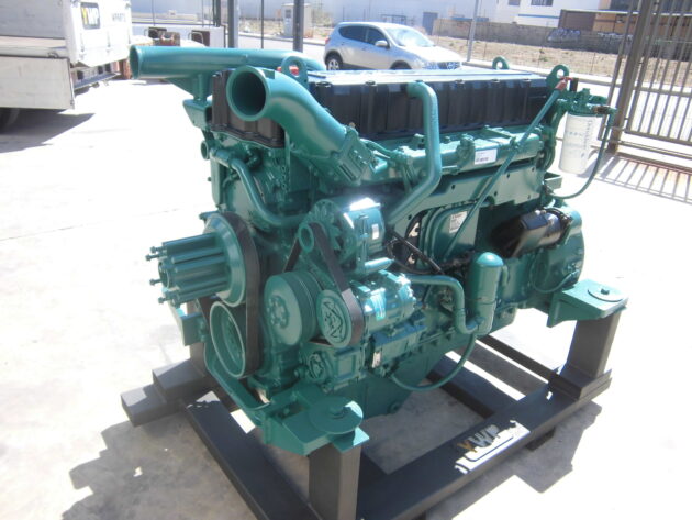 VOLVO  EC460BLC  15002603 - MOTOR TÉRMICO D12CEAE2 CON PARTE ELÉCTRICA - Imagen 8