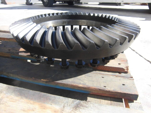 CATERPILLAR  988F-II  9U-0587 - CORONA DEL DIFERENCIAL DELANTERO - Imagen 2