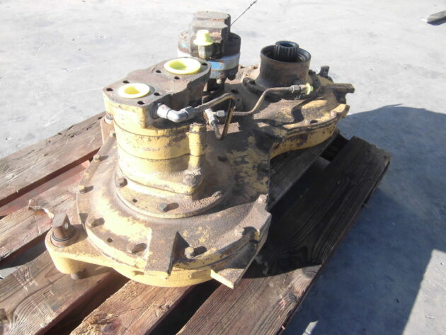 CATERPILLAR  992C  7V-8425 - CAJA DE TRANSFERENCIAS - Imagen 3