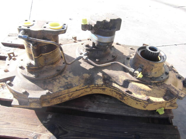 CATERPILLAR  992C  7V-8425 - CAJA DE TRANSFERENCIAS - Imagen 4