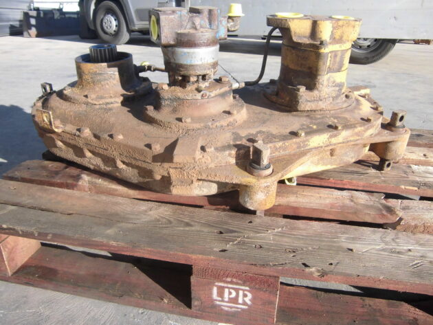 CATERPILLAR  992C  3P-9240 - BOMBA DE CONVERTIDOR - Imagen 2