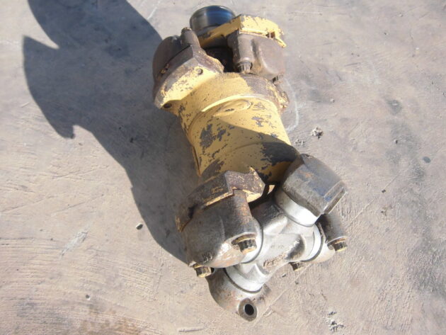 CATERPILLAR  992C  4V-4536 - TRANSMISIÓN DE SALIDA DE CAJA DE BOMBAS - Imagen 2