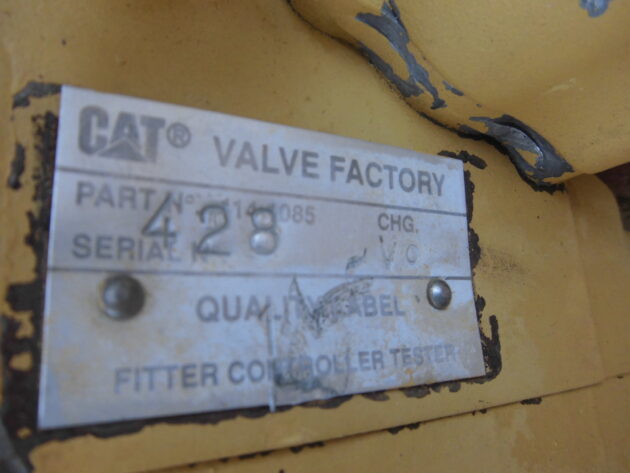 CATERPILLAR  325LN  6E-5639 - DISTRIBUIDOR PRINCIPAL DE 2 CUERPOS - Imagen 3