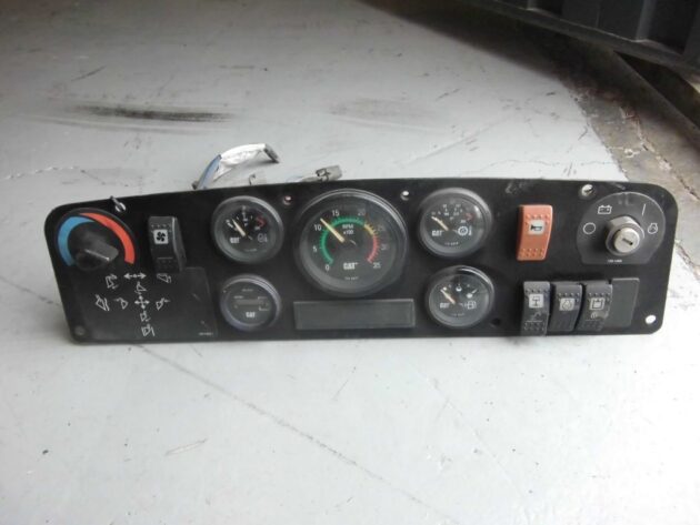 CATERPILLAR   950F  8R-8108 - CUADRO DE MANDOS - Imagen 4