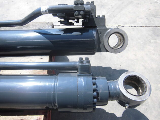 VOLVO   EC360BLC  14508896 - BOTELLA DE ELEVACIÓN PLUMA - Imagen 3