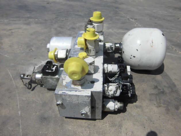 LIEBHERR  R984CHD LITRONIC  10021917 - DISTRIBUIDOR ELÉCTRICO - Imagen 4